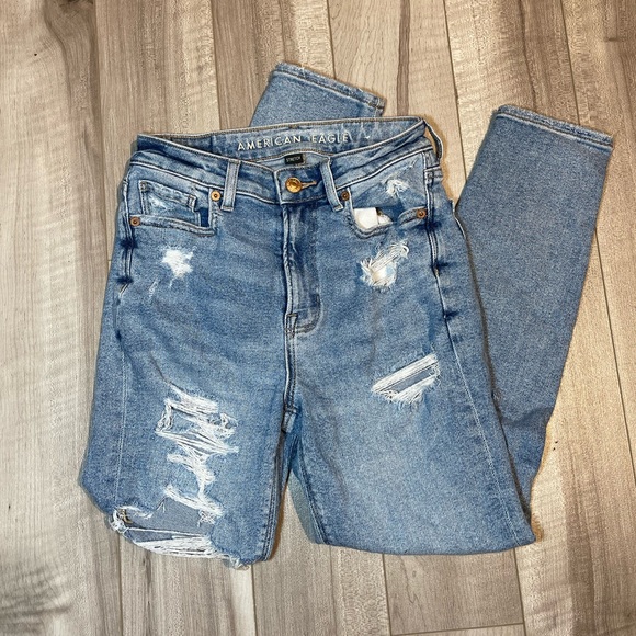 American Eagle Mom Jeans! - Picture 4 of 6